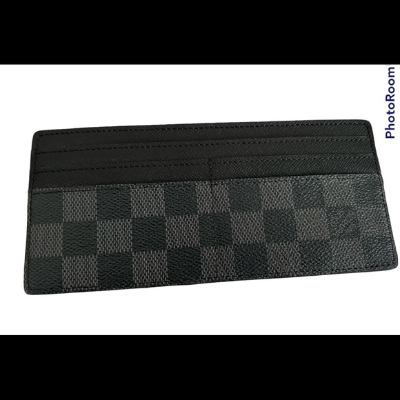 Louis Vuitton Damier Graphite Canvas
Double Snap Wallet - Picture 6 of 9